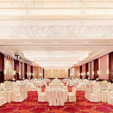 Sheraton Wuxi Binhu Hotel Экстерьер фото