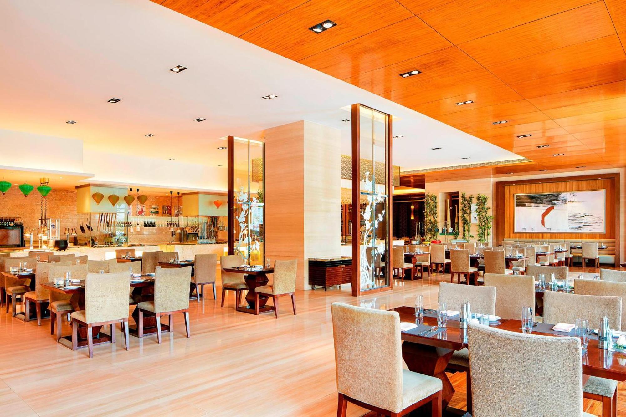 Sheraton Wuxi Binhu Hotel Экстерьер фото