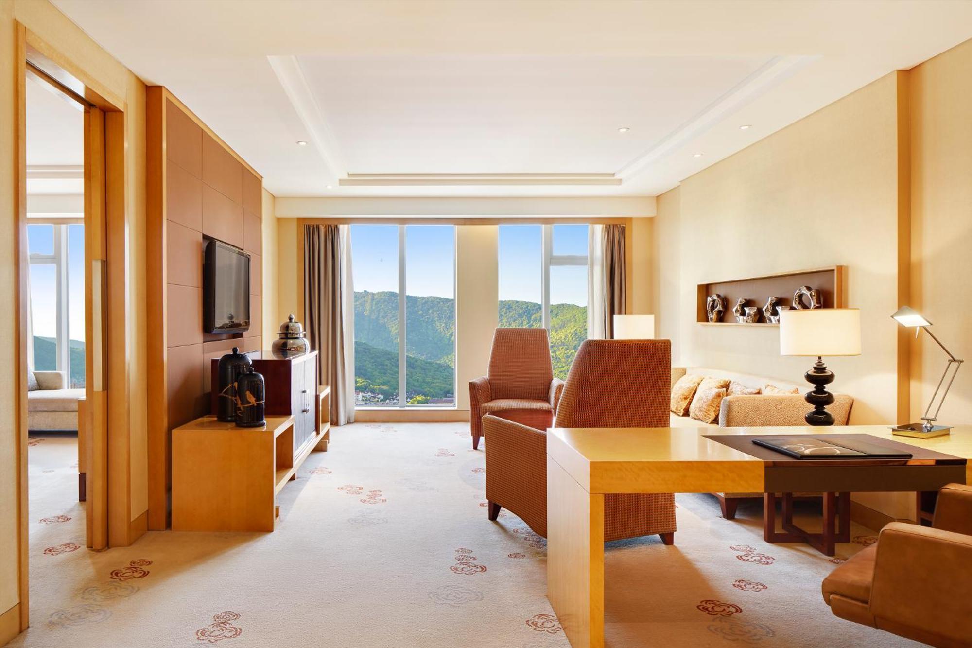 Sheraton Wuxi Binhu Hotel Экстерьер фото