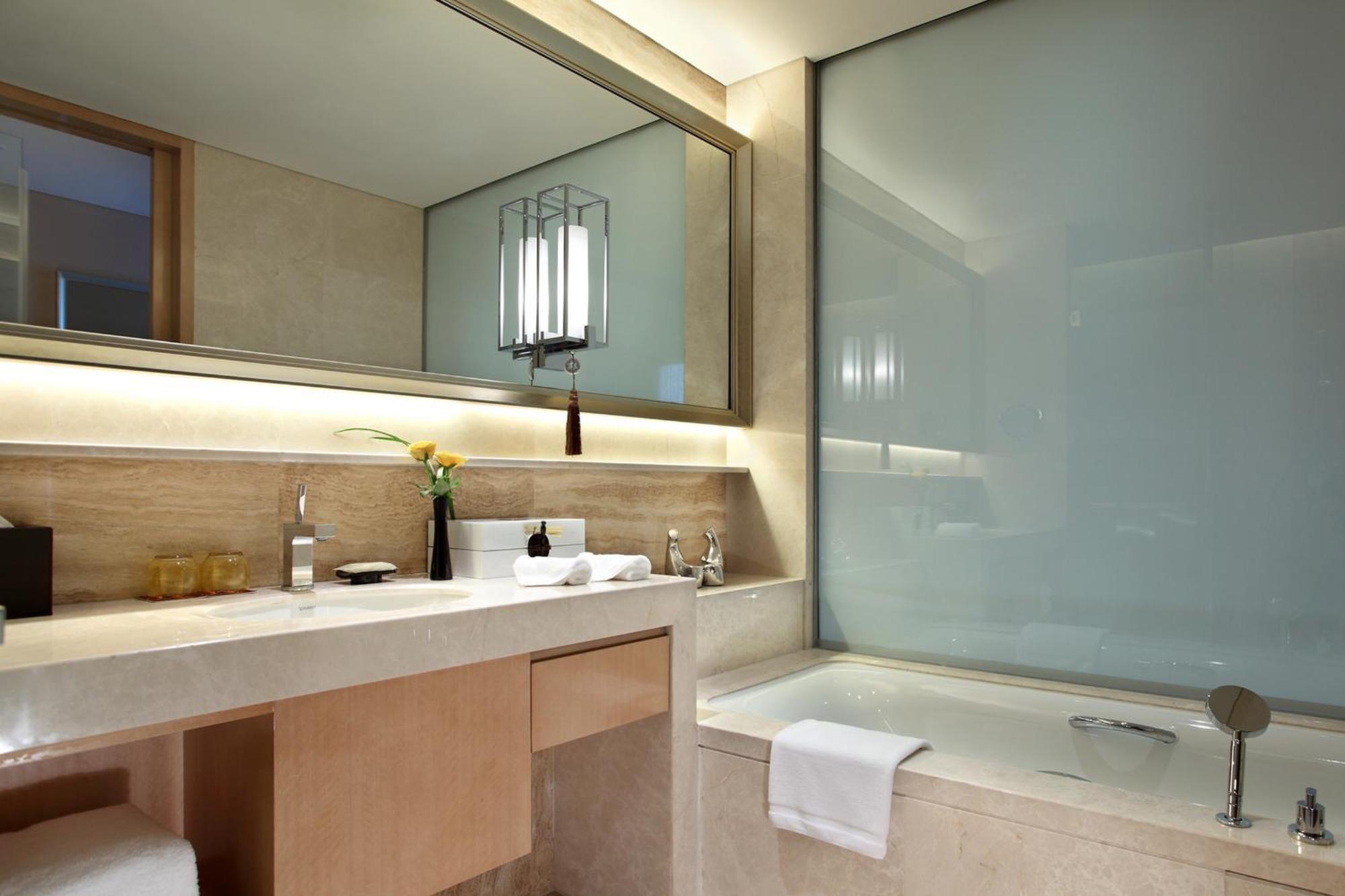 Sheraton Wuxi Binhu Hotel Экстерьер фото