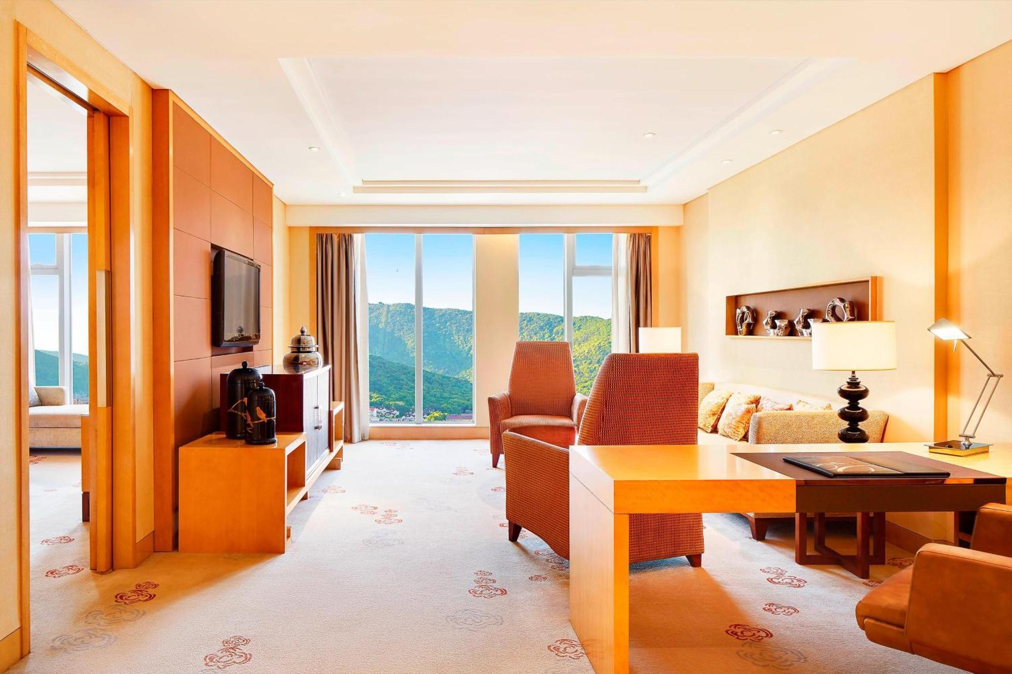 Sheraton Wuxi Binhu Hotel Экстерьер фото